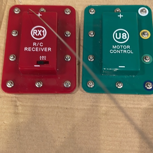 Snap circuits green alternative energy electronics exploration kit stem projects - Picture 15 of 16